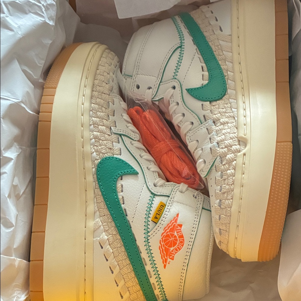 Nike High-Tops W Air Jordan 1elevate